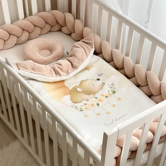 Paturica bebe din satin si velur cu pilota Ursulet bej (8)